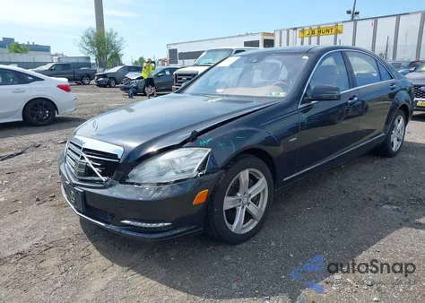2012 Mercedes-Benz S 550 4Matic из США, поврежденный, VIN WDDNG9EBXCA438416